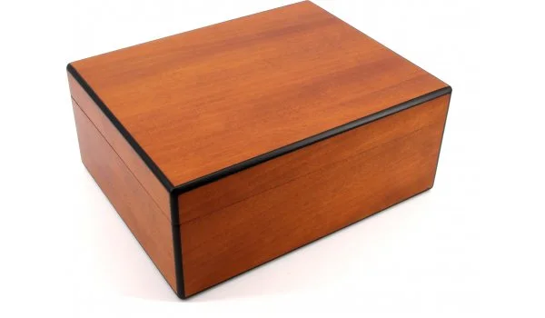 Humidor Savoy by Ashton z hruškové dřeviny, střední, edice Basic